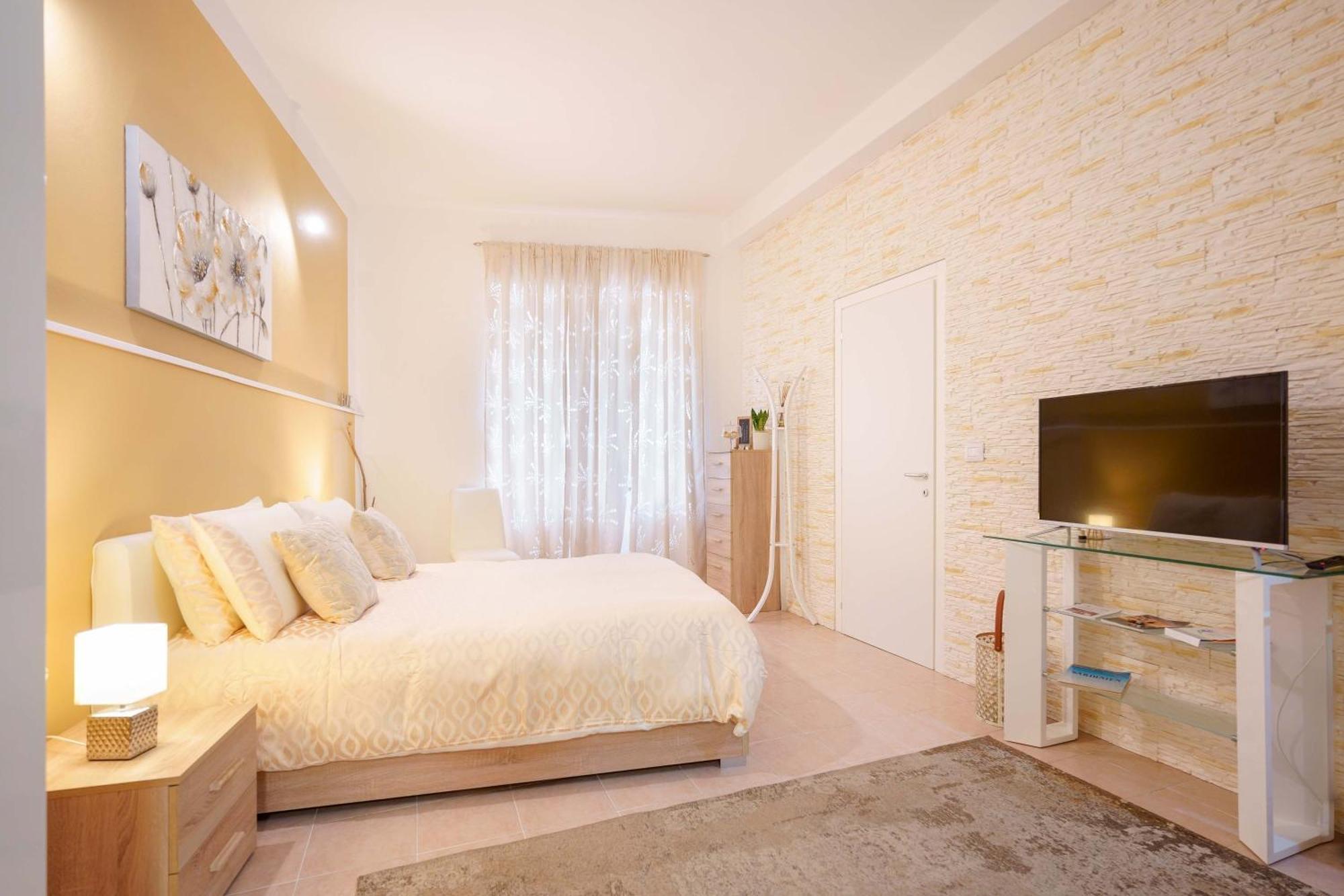 Montellino'S Suite Oro SantʼAntìoco Exteriér fotografie